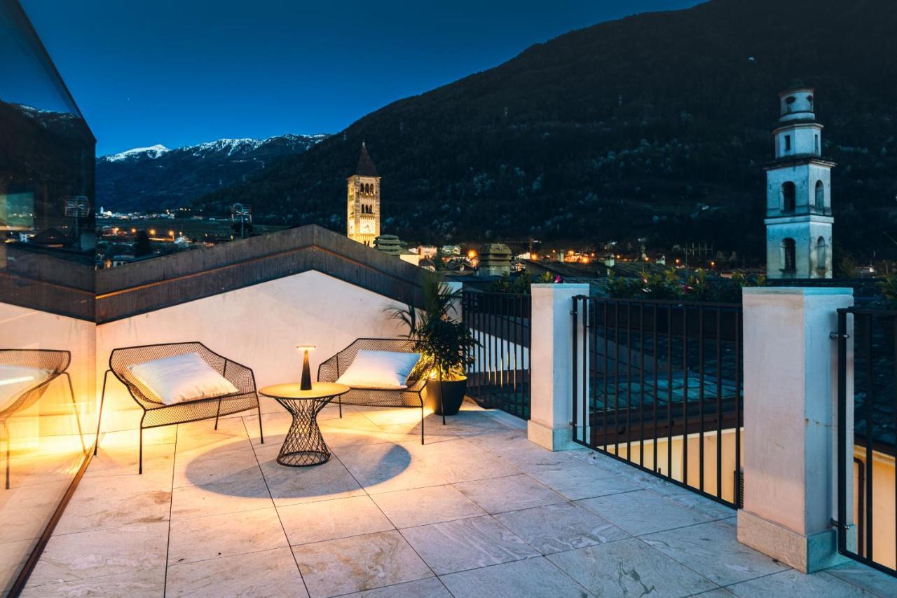 Domus Cavour Rooms&Suites Tirano Kültér fotó