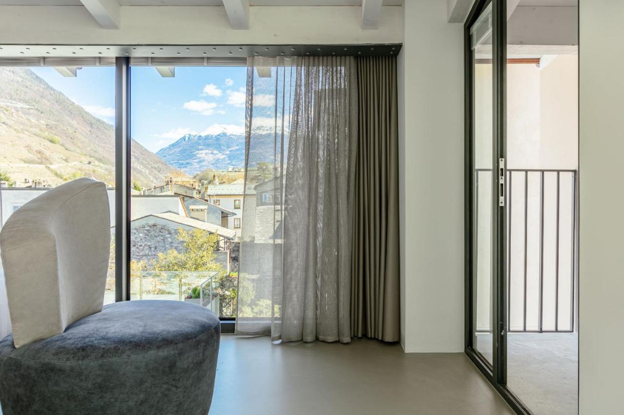Domus Cavour Rooms&Suites Tirano Kültér fotó