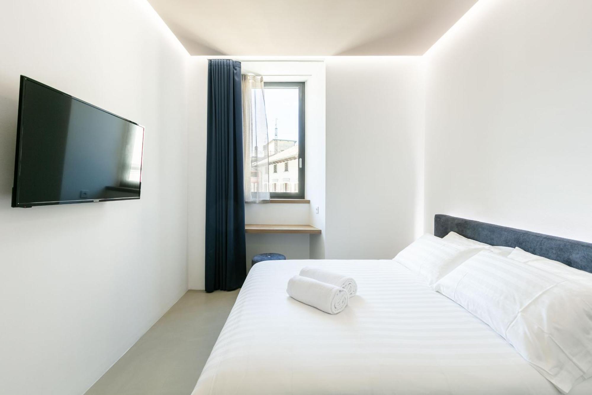 Domus Cavour Rooms&Suites Tirano Szoba fotó