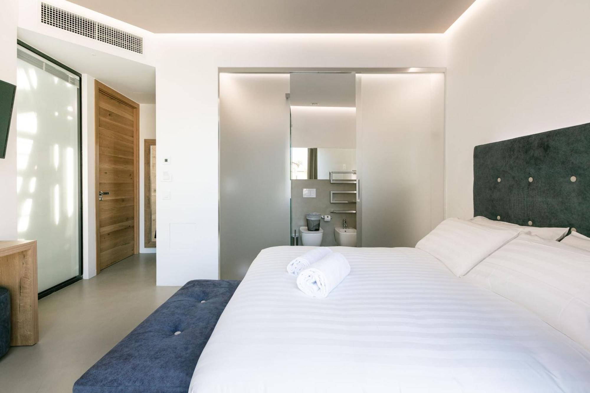Domus Cavour Rooms&Suites Tirano Szoba fotó