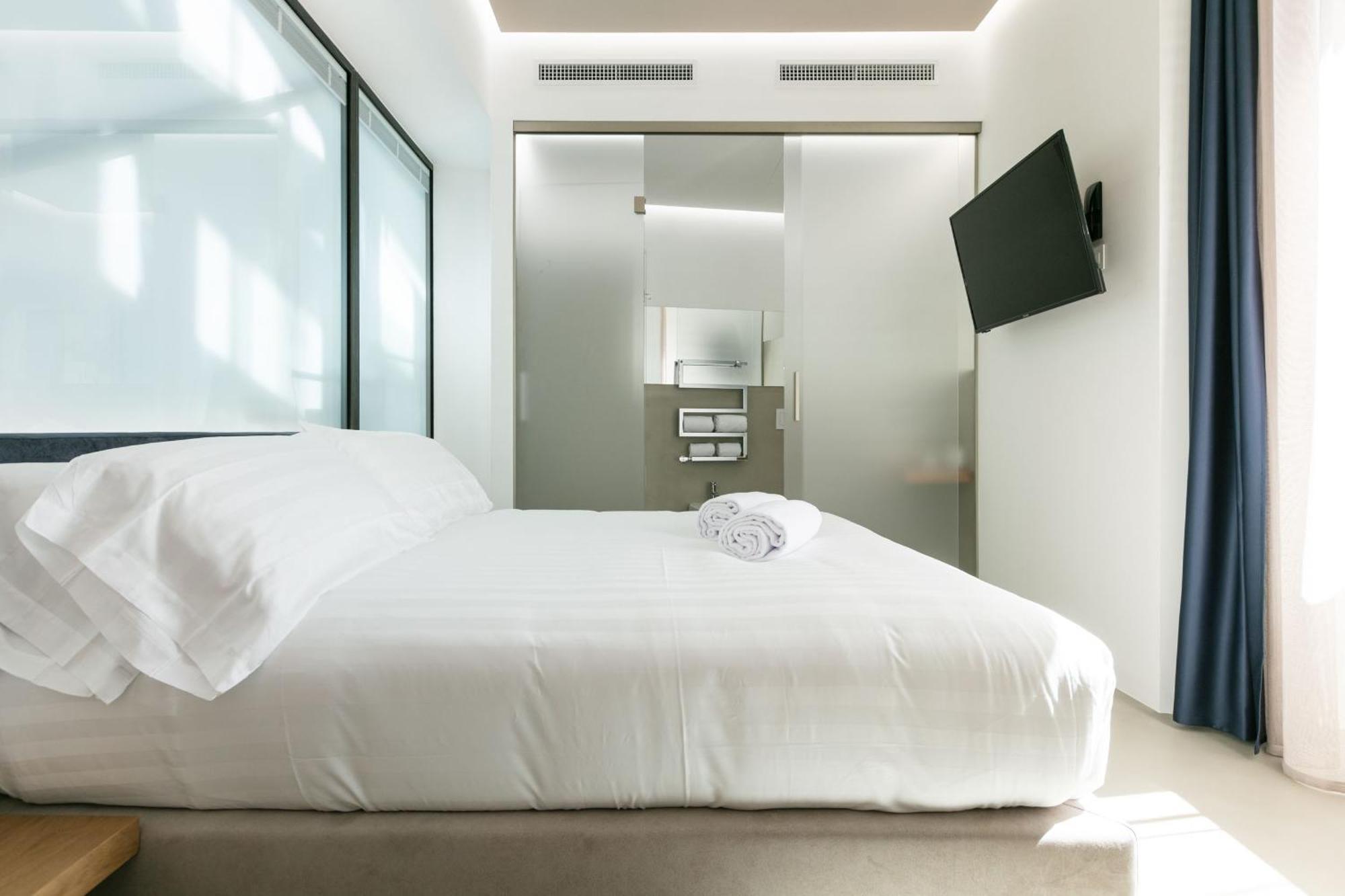 Domus Cavour Rooms&Suites Tirano Szoba fotó